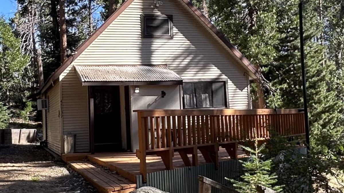 Posey Cabin | Sequoia National Forest CabinD