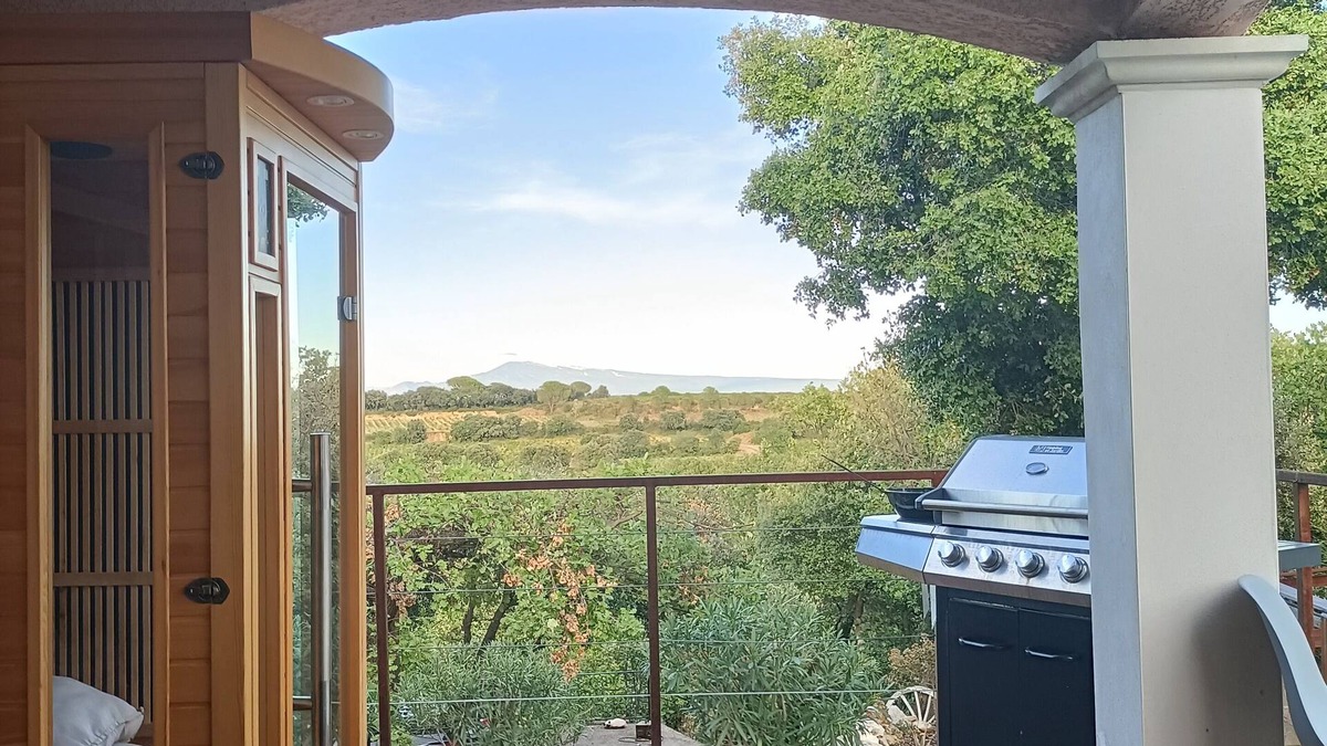Tavel House | SERENA 🏡. Near the Pont d'Avignon. Palace of the Popes. Pont du Gard, Nîmes