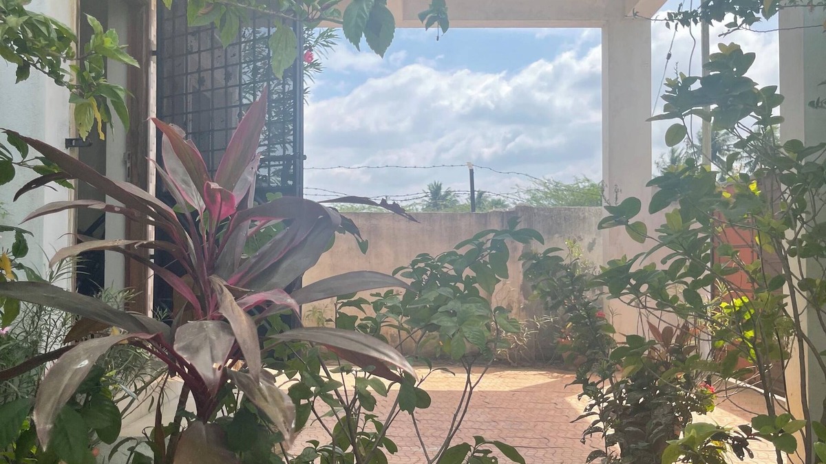 Chengalpattu Villa | Serene 3-bed Villa with AC, WiFi near Mahindra World City