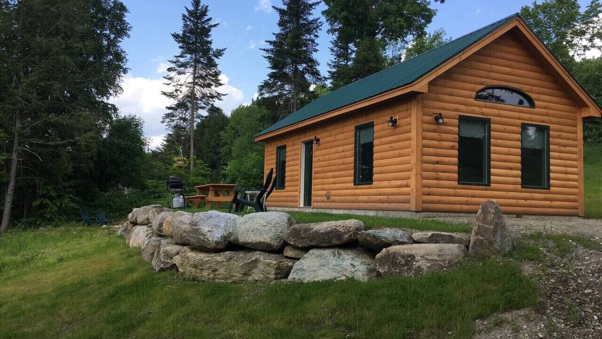 Hyde Park Apartment | Serene Country Cabins 1 In the heart of Vermont