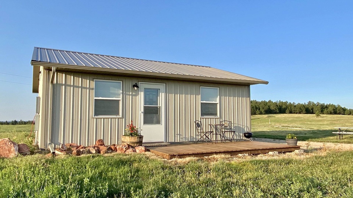 Custer Cabin | Serene country setting with views of the Black Hills.