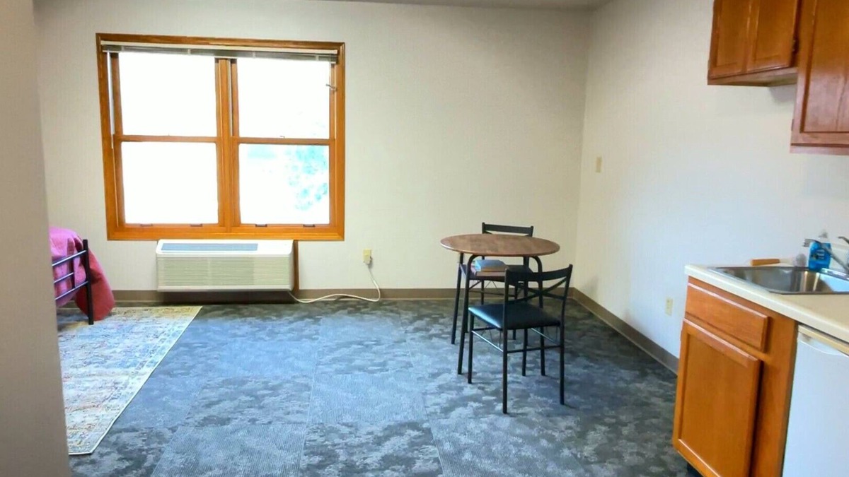 Eureka House | Serene Escape, Fishing, Small-Town Charm