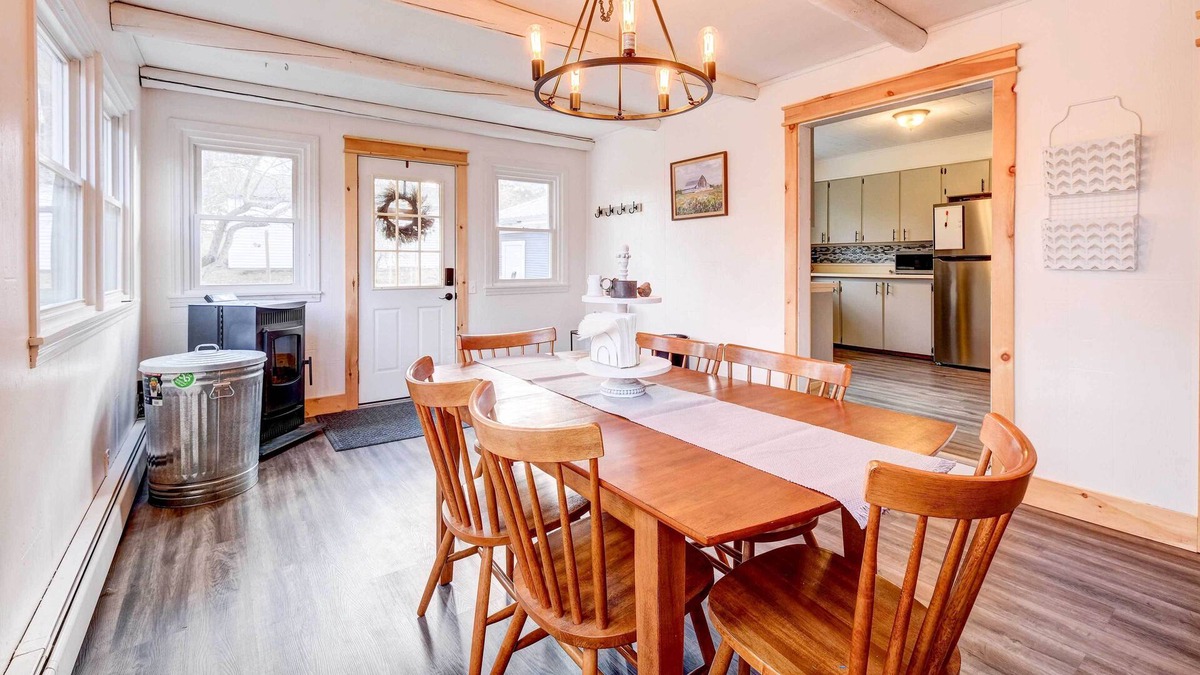 Farmington House | Serene Family Sanctuary w/ Fire Pit & Yard!