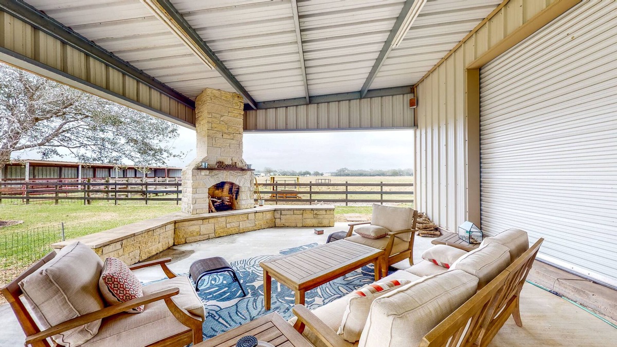 Blessing House | Serene farm stay with a pond, spacious porch