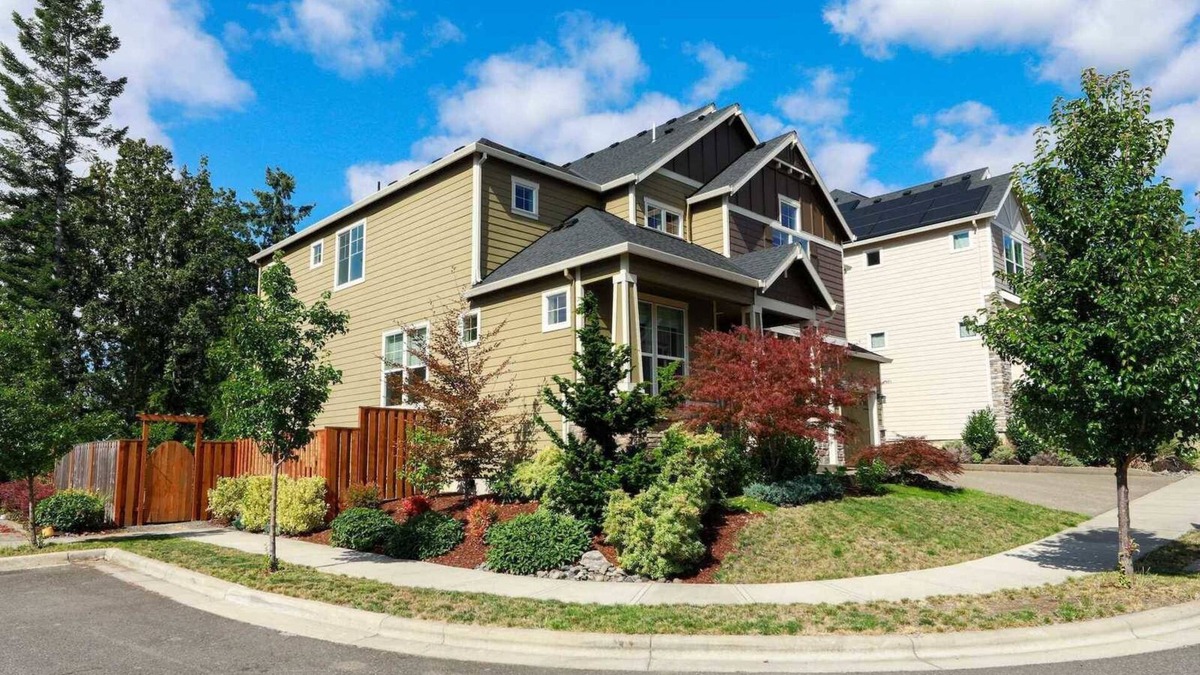 Bonny Slope House | Serene Haven Heights on Kinsley Terrace