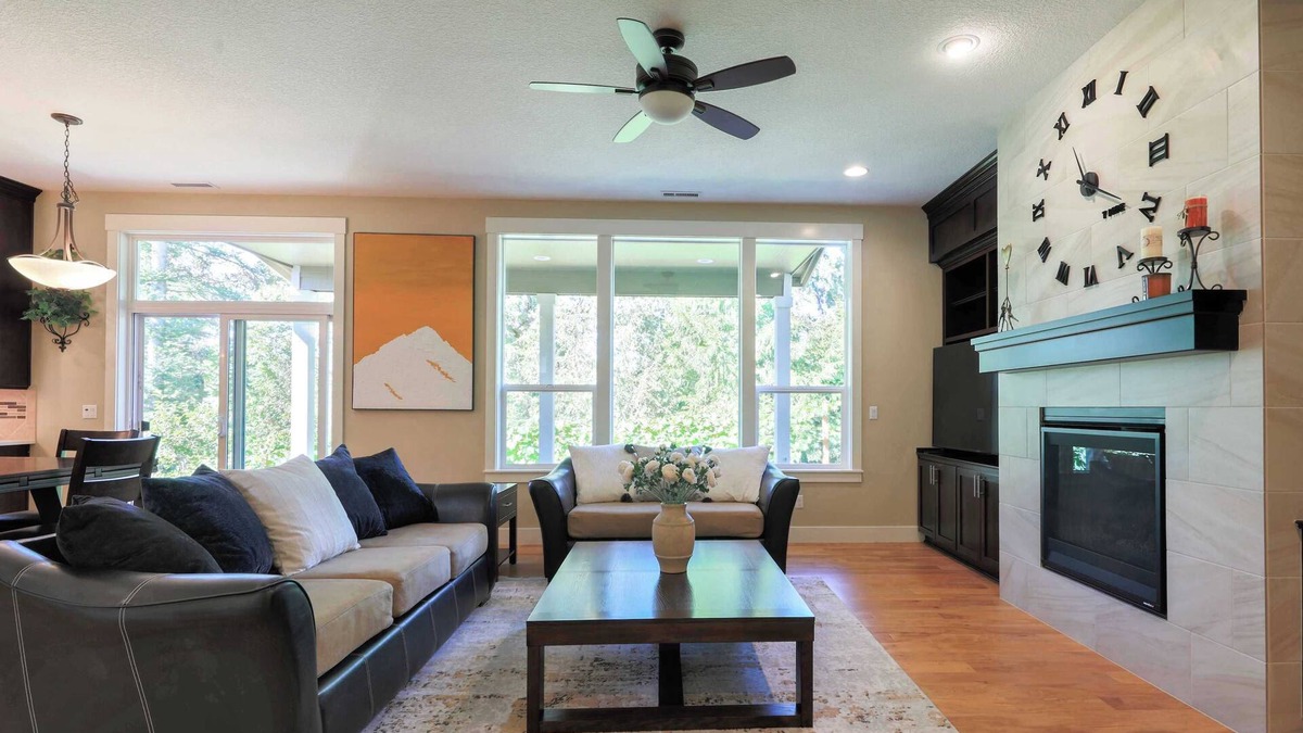 Bonny Slope House | Serene Haven Heights on Kinsley Terrace #41862