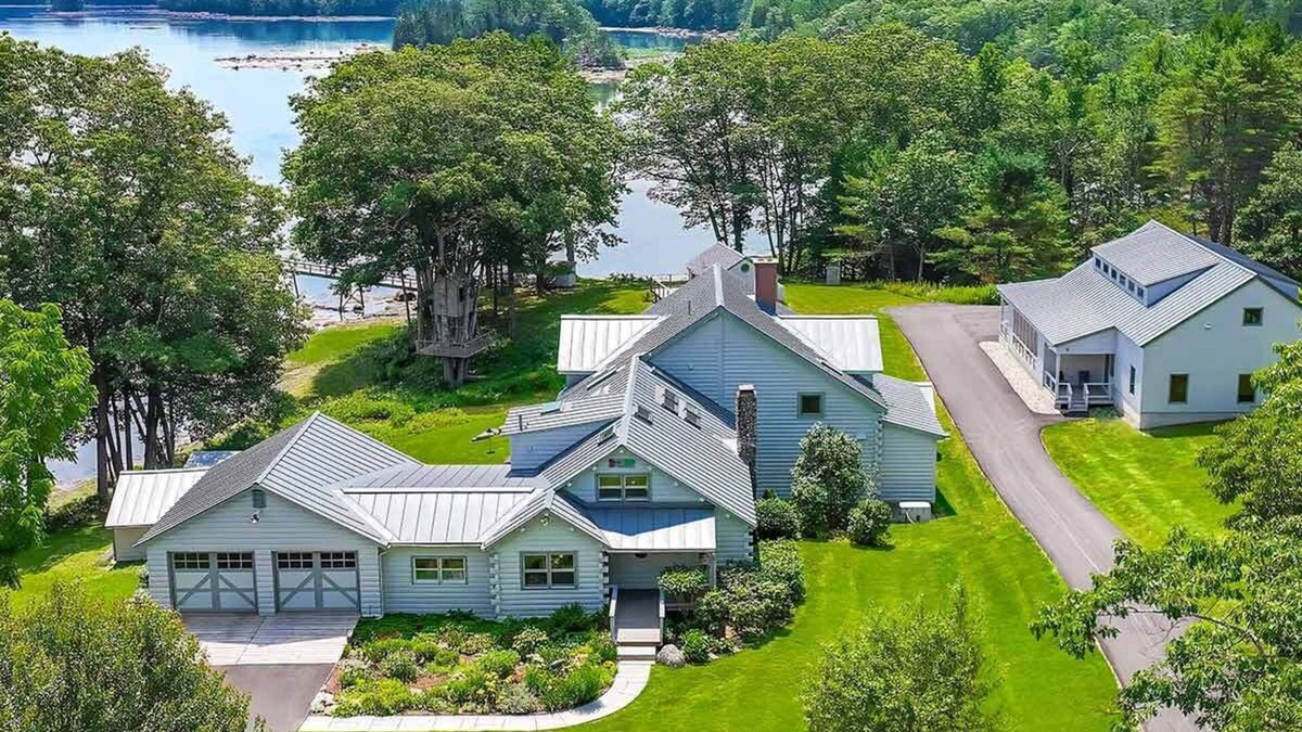 Penobscot House | Serene Luxury Coastal Retreat, Dock, Kayaks, Fishing, Wildlife, Exceptional View