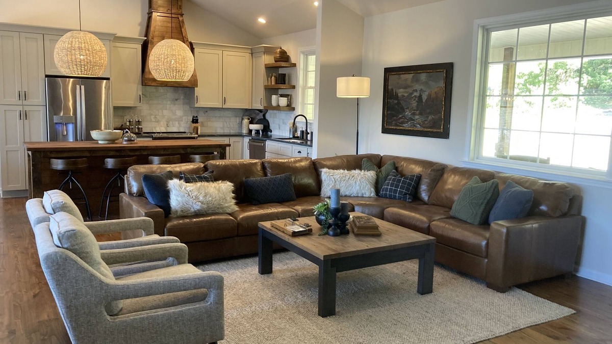 Titus House | Serene Luxury on a Quiet Cove
