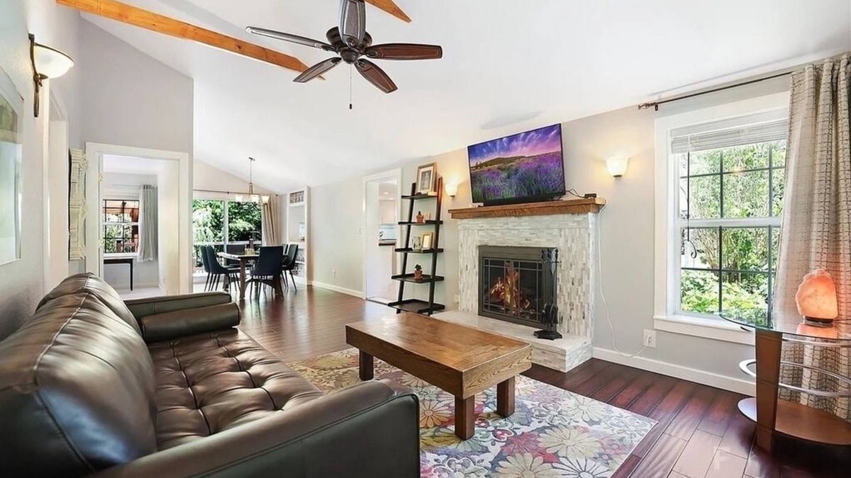 Barnardsville Other | Serene Mountain Getaway w/Hot Tub,Pool:25 min to Asheville