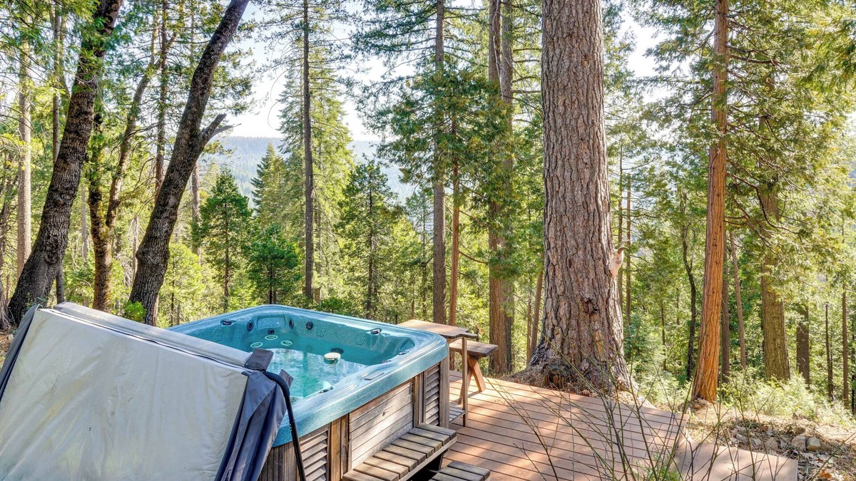 Nevada City Cabin | Serene Nevada City Cabin: 4 Mi to Scotts Flat Lake