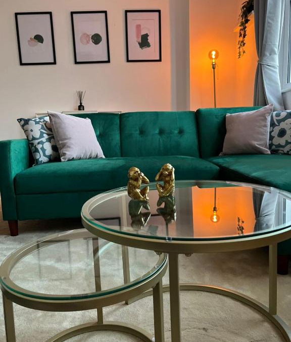 Brighton City Centre Apartment | Serene Ocean Side Apartment BTN