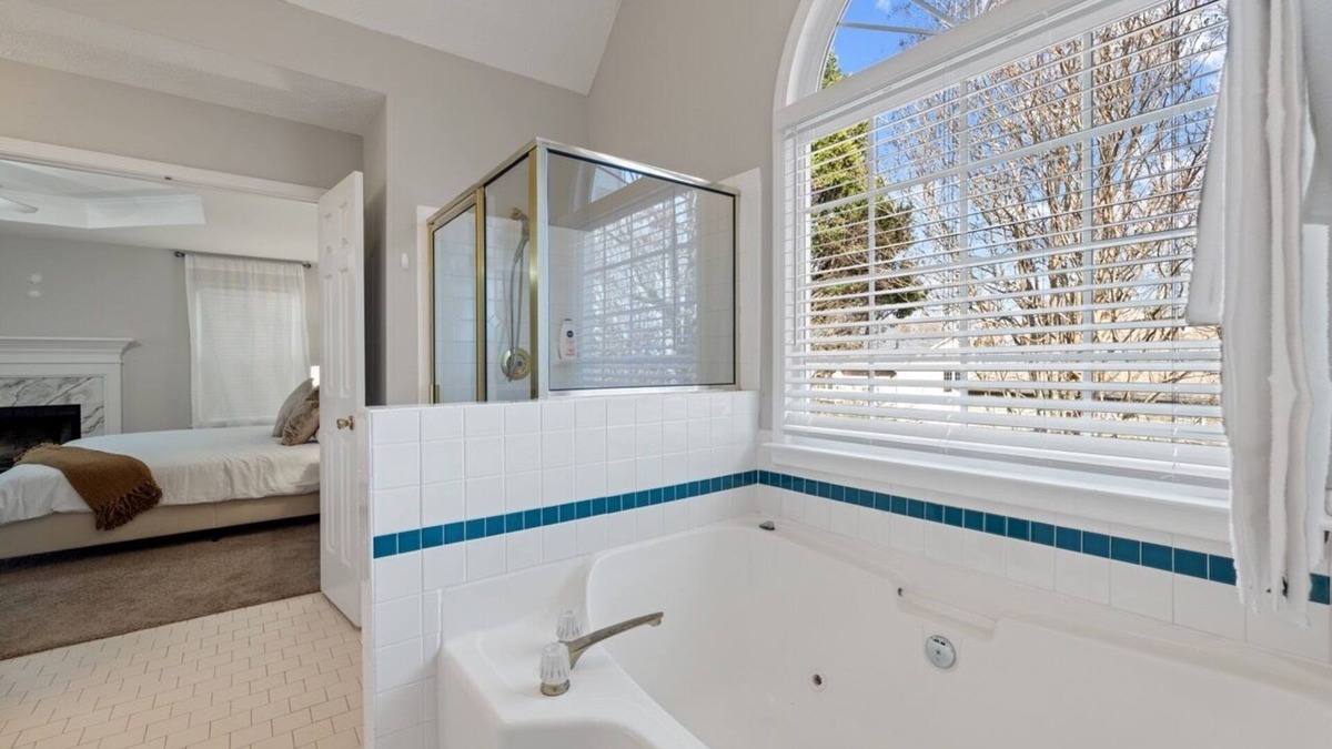 Alpharetta House | Serene Retreat on Cannonero Dr #41937