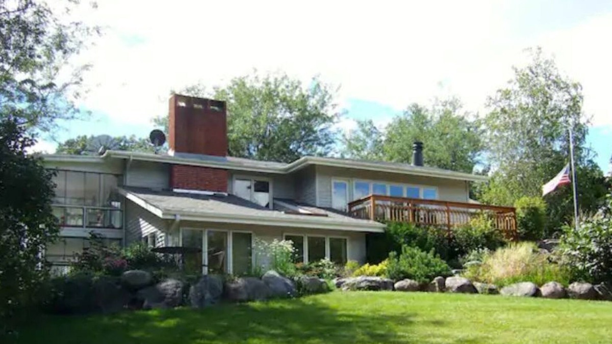 Ames Other | Serene rural accommodations minutes away from Ames and Iowa State University
