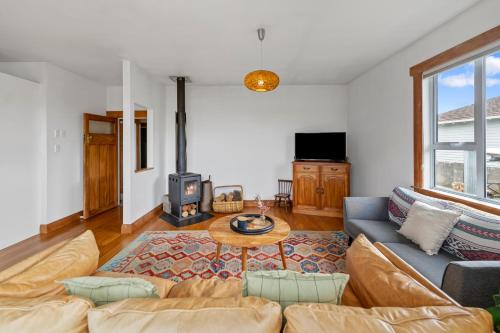 Fitzroy House | Serene Stay - Fitzroy Holiday Home