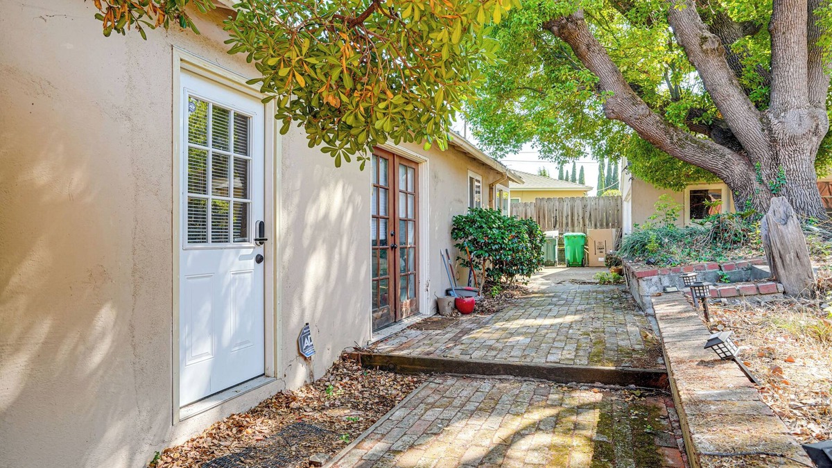 Castro Valley Apartment | Serene Studio in SF Suburbs: Quiet + Cat Friendly!