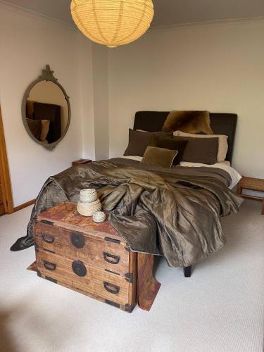 Cygnet Apartment | Serene Studio Retreat in Cygnet with Private Entrance