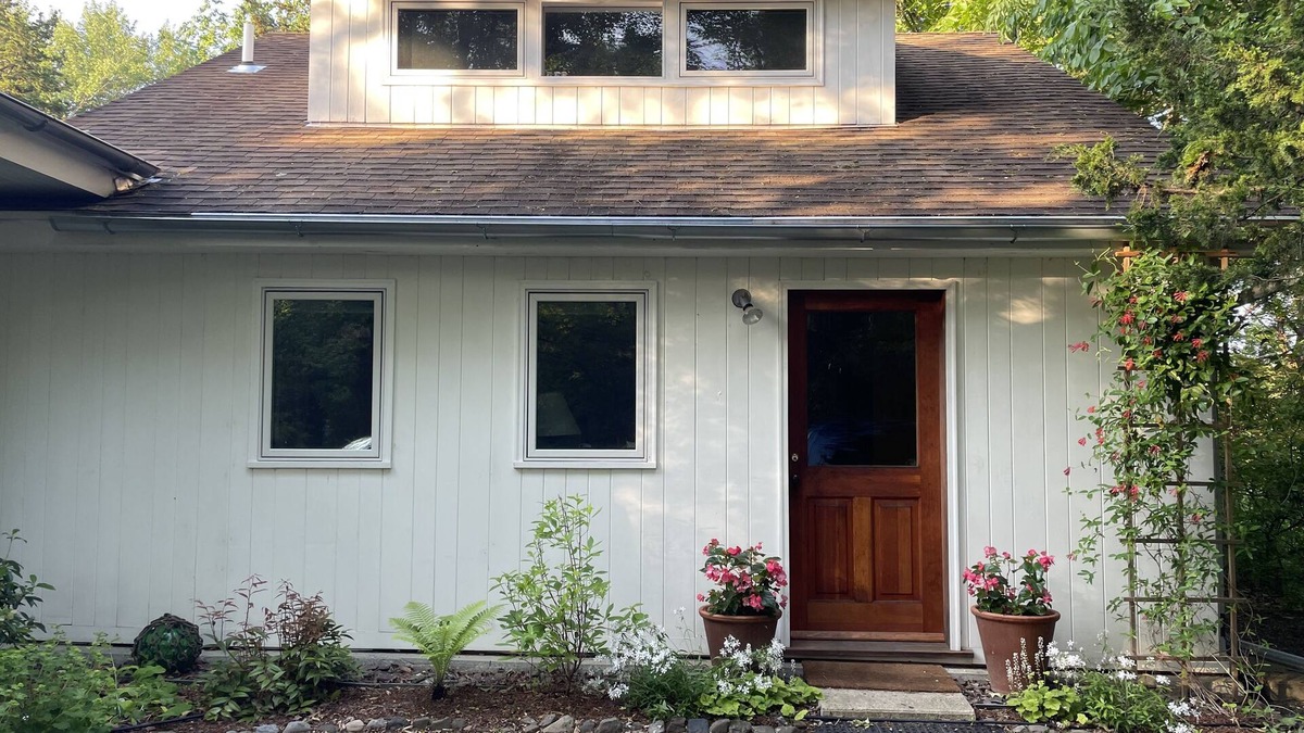 Livingston Cottage | Serene, stylish cottage - close to Hudson - New Listing