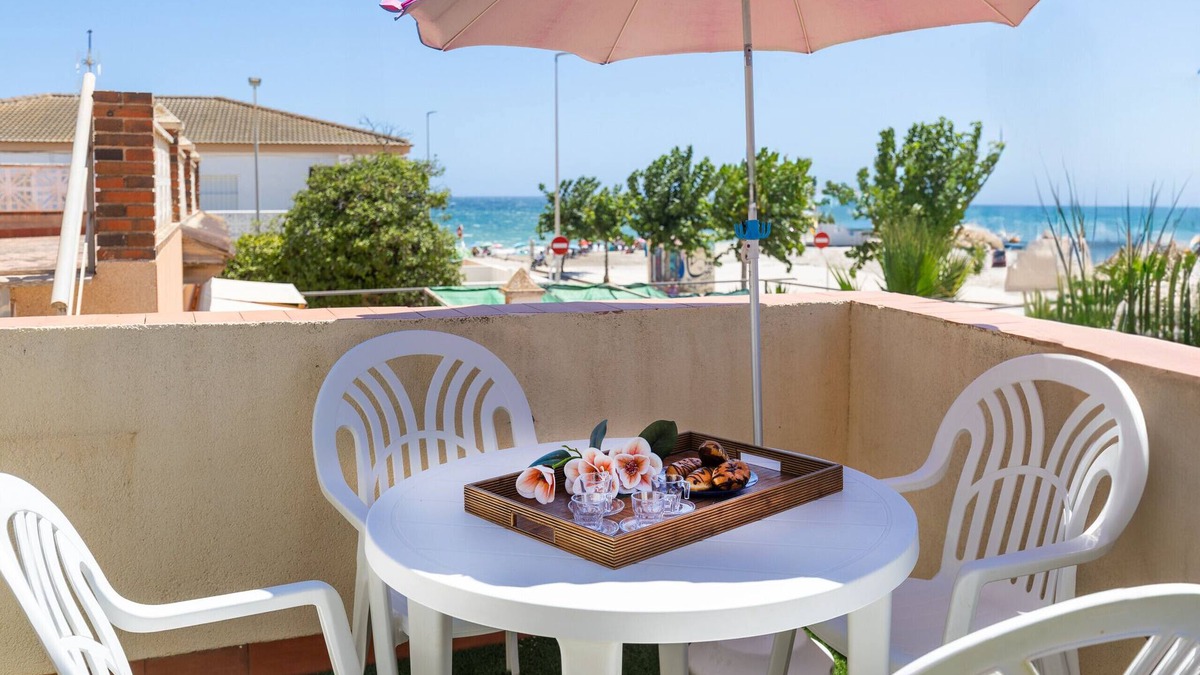 Torre de la Horadada Villa | Serene Tide Villa by Fidalsa