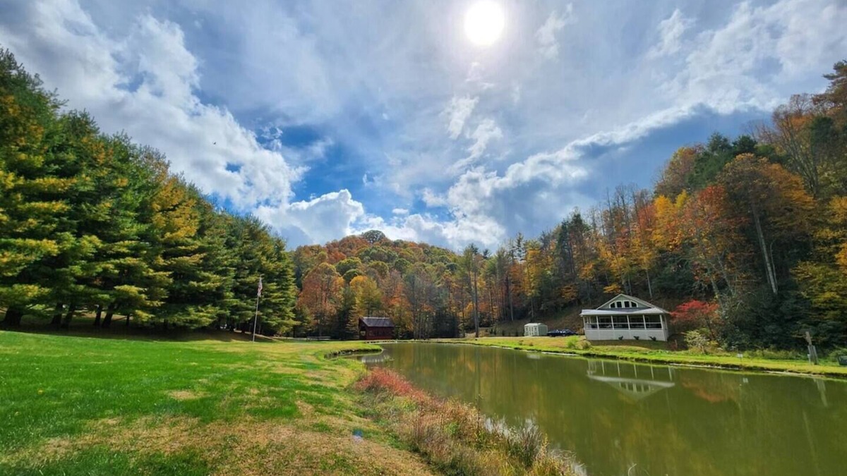Hampton Cabin | Serene TN mountain getaway nestled on 17 private acres of majestic Appalachian Mountains.