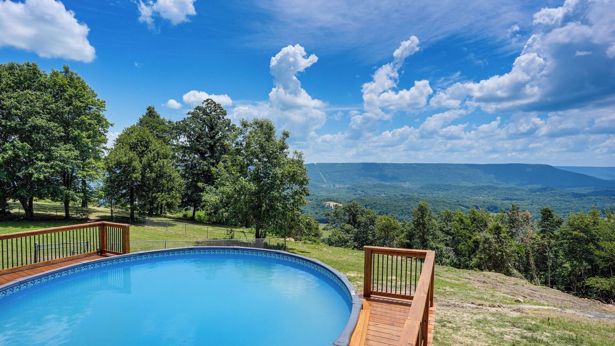 Trenton House | Serene Trenton Home w/Pool & Mountain Views!