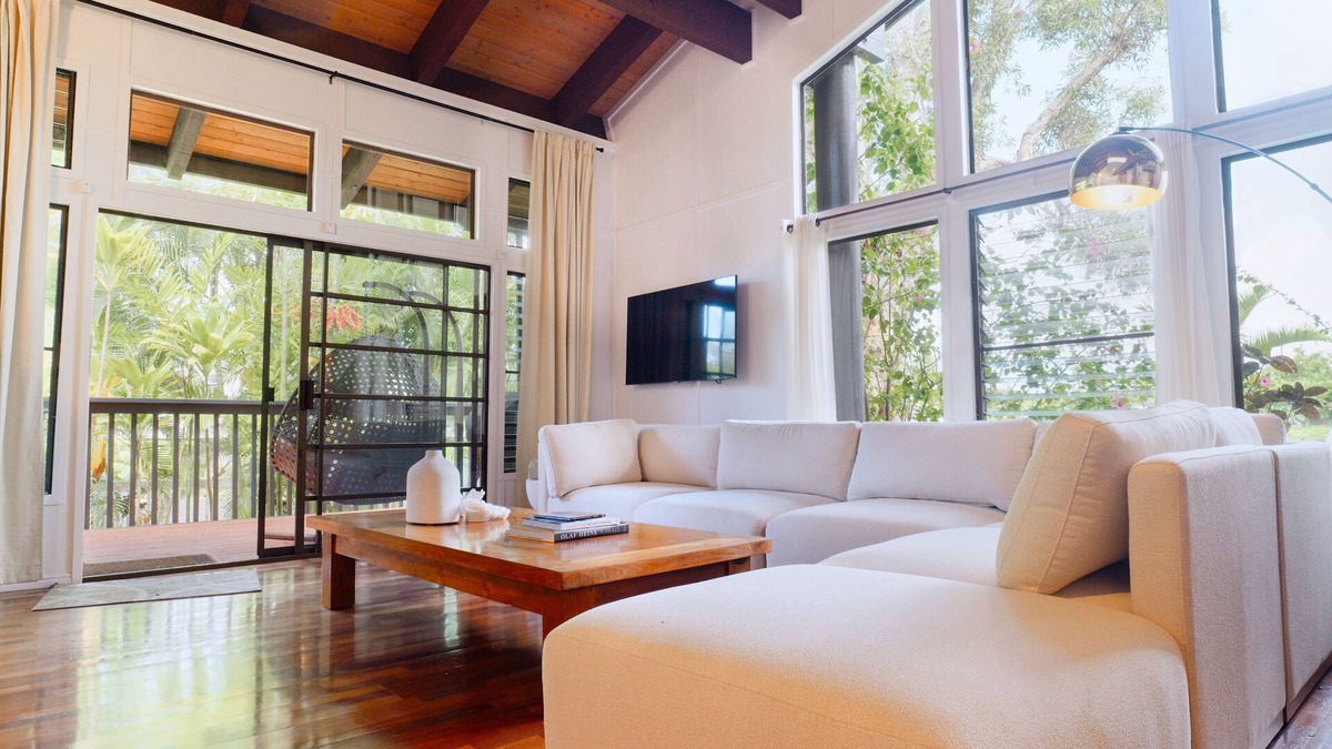 Princeville House | Serene Updated End-Unit Oasis, 3 Bd + Loft & 2 Ba, NEW AC, Walk to Beach, Pool