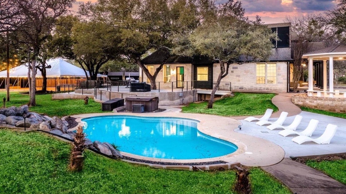 Shady Hollow House | Serenita Estate: 10 Acres | Pool | Large Events