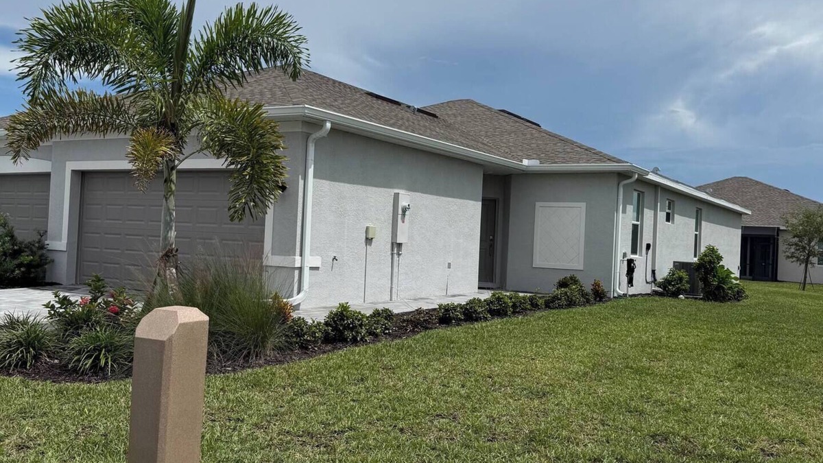 Englewood House | Serenity at Coco Bay. New Villa Englewood Beach