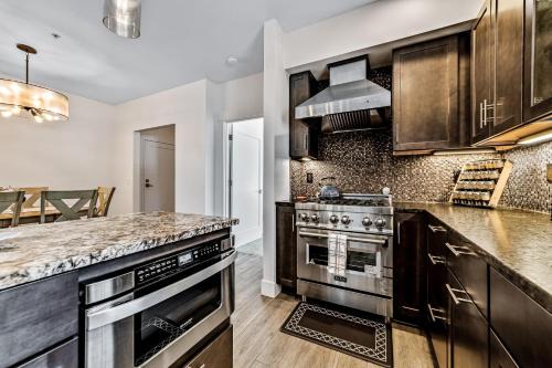 Gold Beach Apartment | Serenity at Deerhaven #A & #B