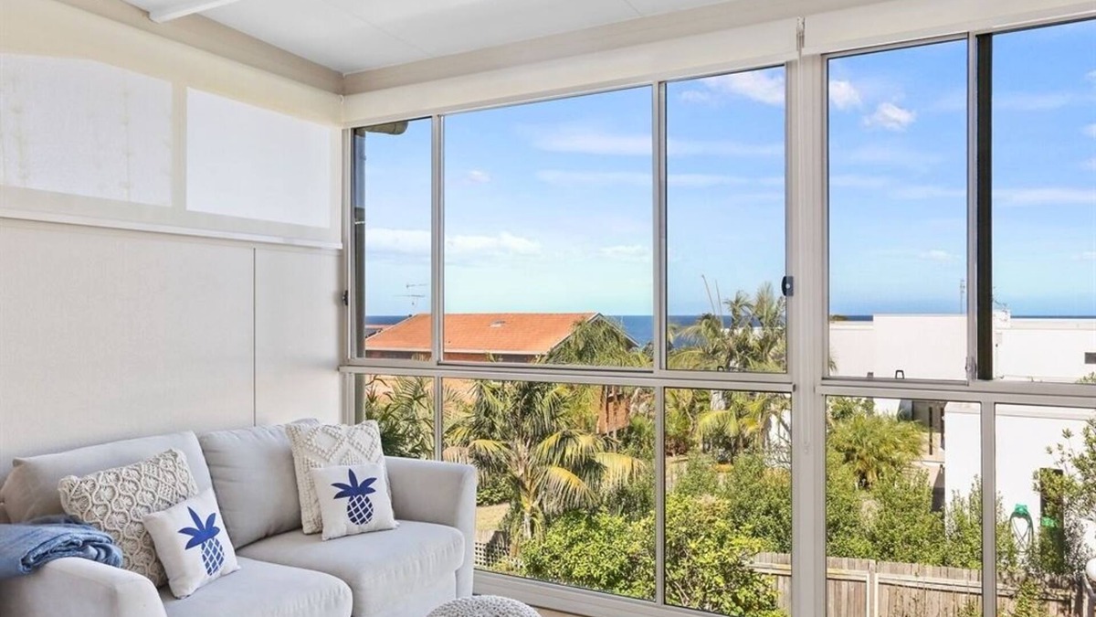 Tura Beach Apartment | Serenity by the Sea - Private Pool!
