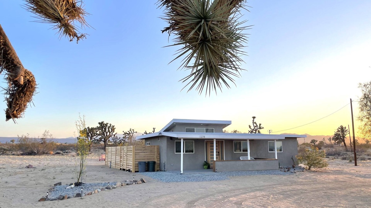 Landers House | Serenity Now/Spa+Outdoor Shower+Hammocks+RV h/up