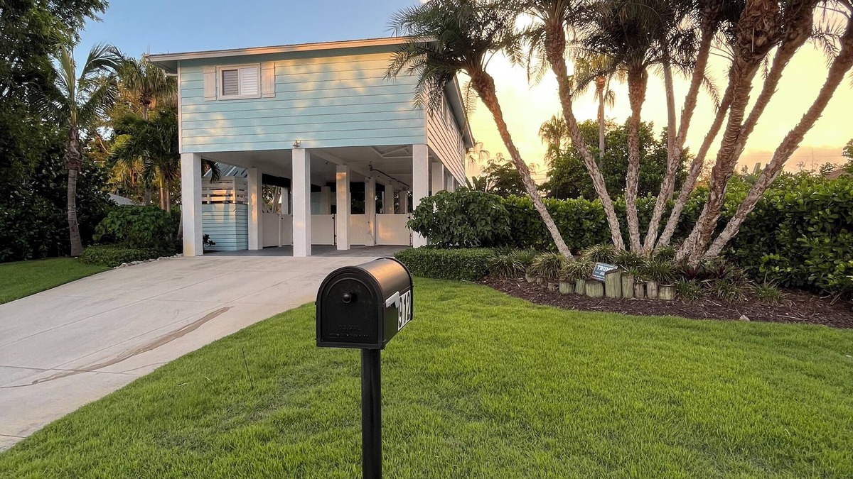Nokomis House | Serenity on Stilts