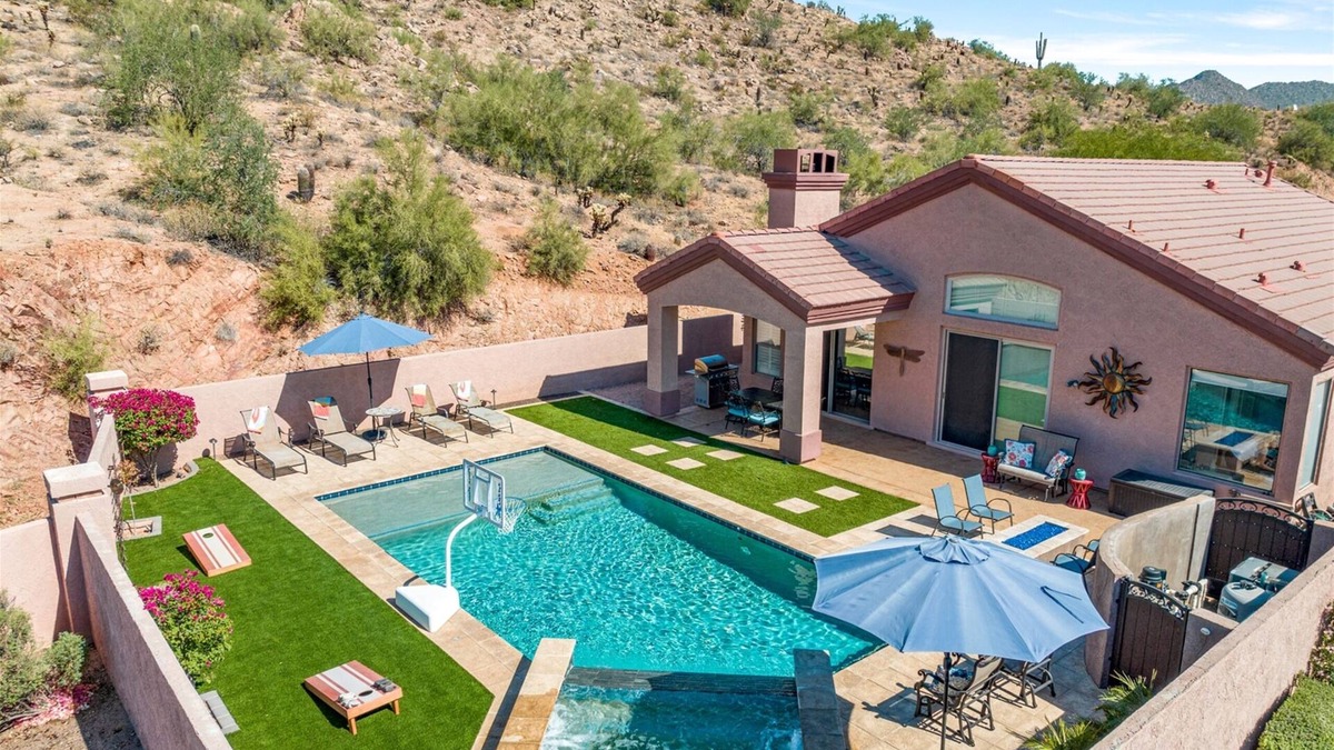 Red Mountain Ranch House | Serenity on the Hill! Luxury Single story home! Air Hcky, Gas Firep, Htd Pool/Spa!