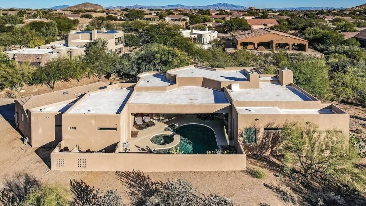 Crown View Estates Final House | Serenity Peaks- Gorgeous Pet Friendly Villa in Scottsdale with Pool, Spa, and Bi