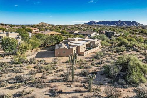 Crown View Estates Final House | Serenity Peaks- Gorgeous Pet Friendly Villa in Scottsdale with Pool, Spa, and Bikes