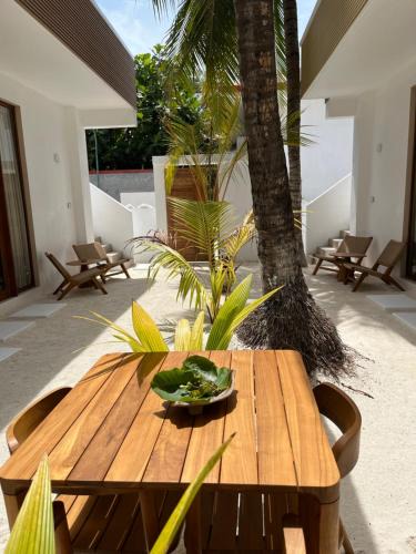 Mathiveri Hotel | Serenity reef Maldives