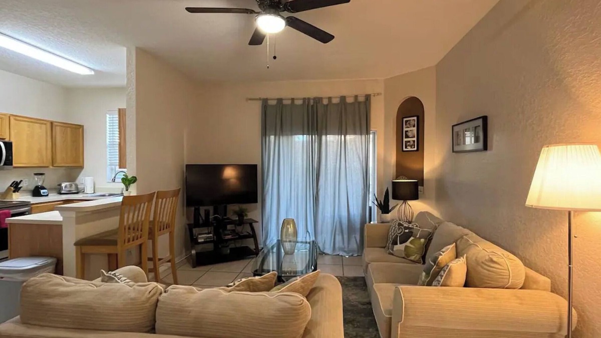 Highlands Reserve House | Serenity Villa Full Kitchen & Resort Top Amenities Near Top Parks