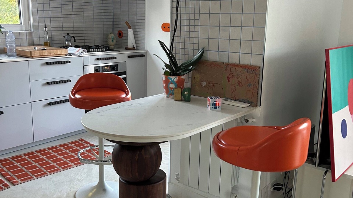Les Camoins Villa | Seventies ambience with all modern comforts, villa with pool and garden