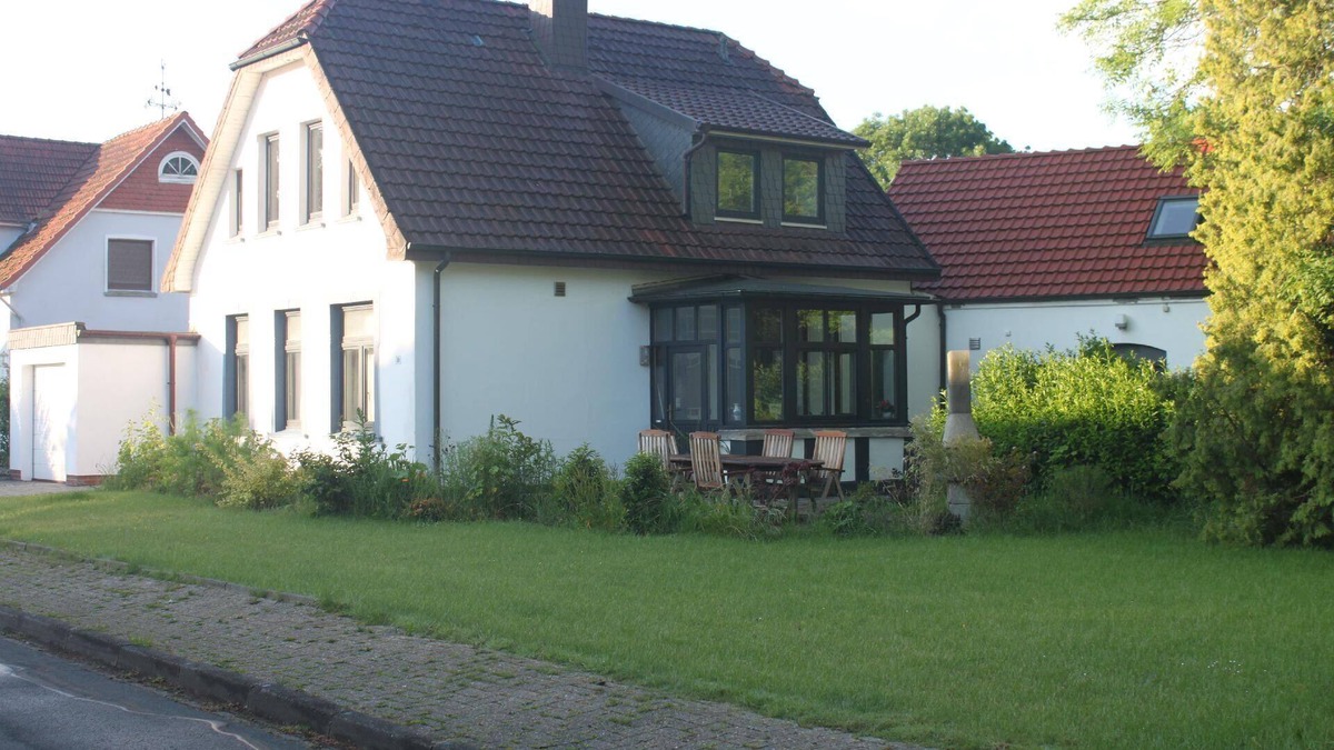 Stollhamm House | Sexton's house