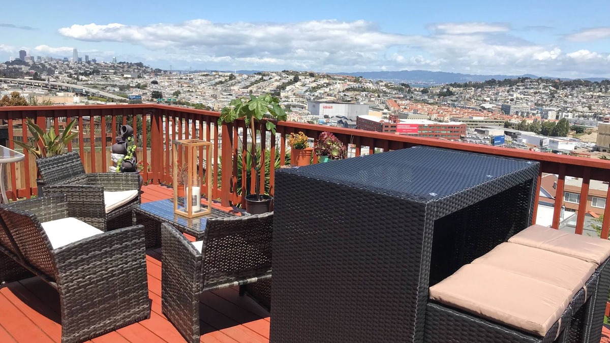 Visitacion Valley House | SF Home with SPECTACULAR VIEW- Minutes to downtown