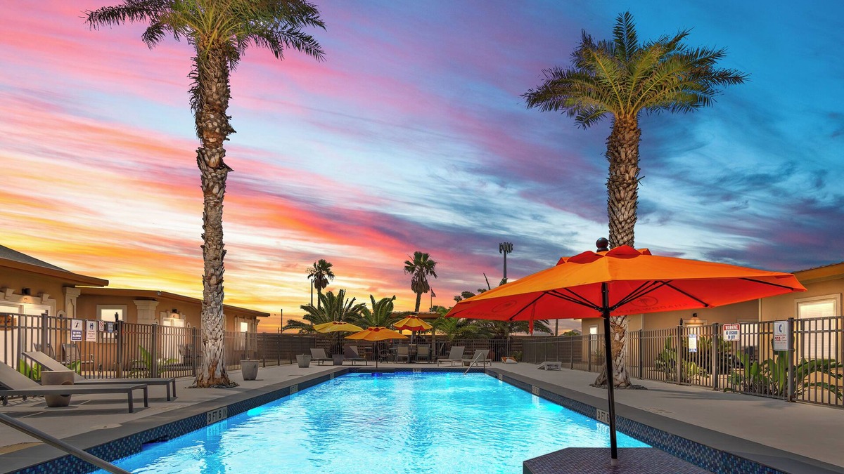 Port Aransas House | Shadow Palm Villa 1 Captain's Quarters/Private villas