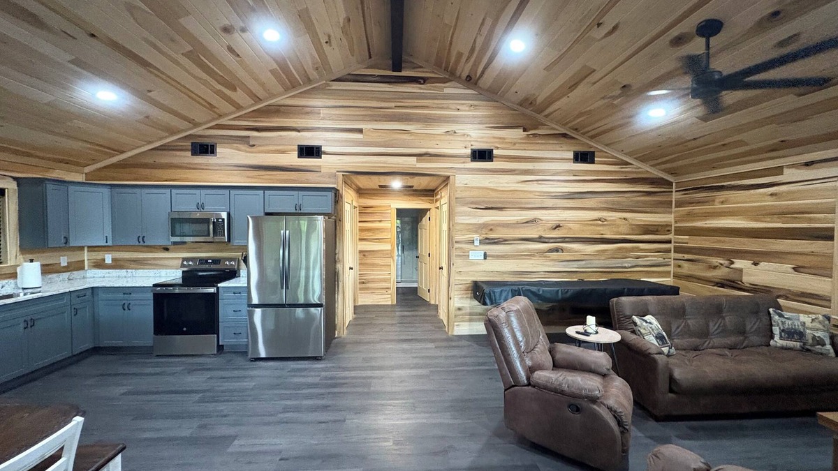 Golconda Cabin | Shady Wayside - Cabin in the woods