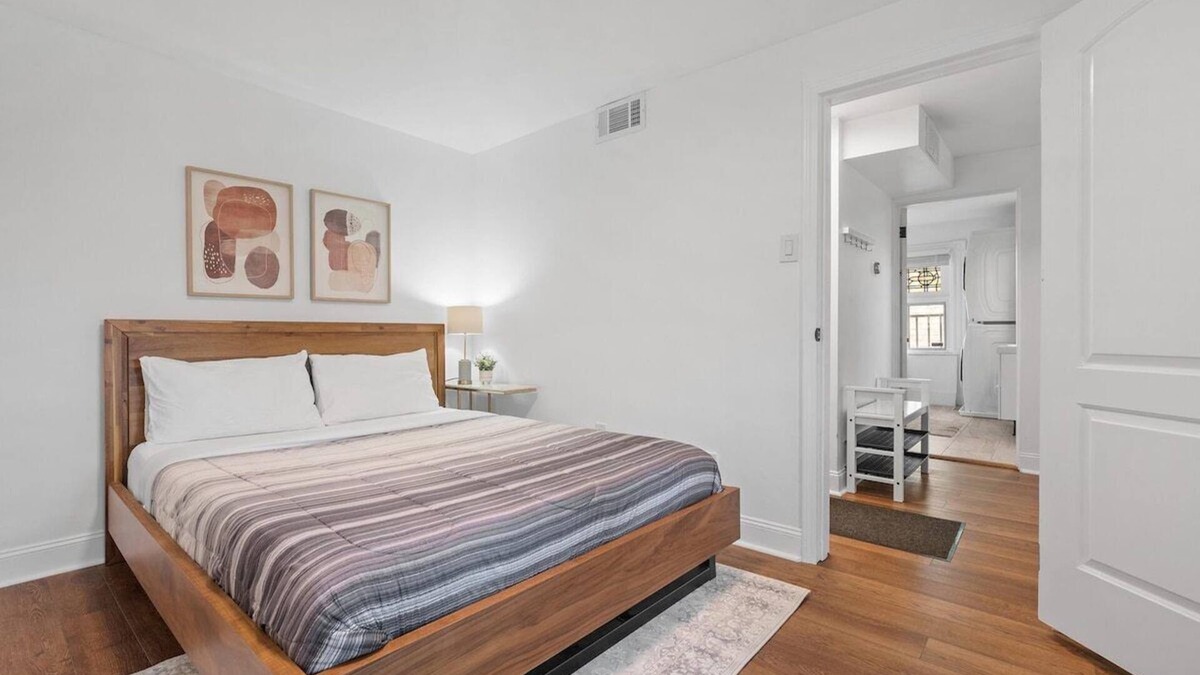 Shadyside Apartment | Shadyside/Pittsburgh, Modern & Stylish 1 Bedroom with Free Parking