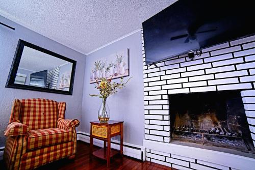 Airport Heights Community Council House | SHALIGOHOMES QUEEN SUITE ON 16TH