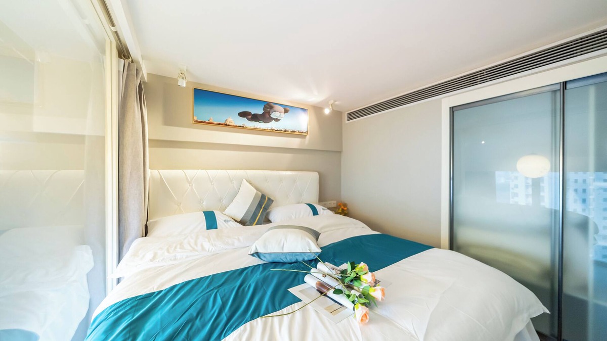 Downtown Shanghai Apartment | Shanghai Hills & Wanye Prime Stay