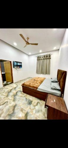 Meerut Hotel | Shanti luxury rooms