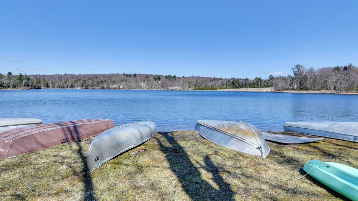 Ellenville Apartment | Shared Boat Launch: Lake Retreat in Ellenville!