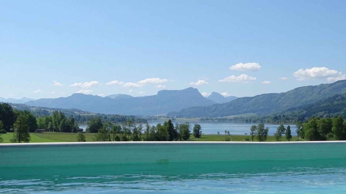 Oberhofen am Irrsee Apartment | Shared room Rose - Sunnhof (3 flowers) - Krempler