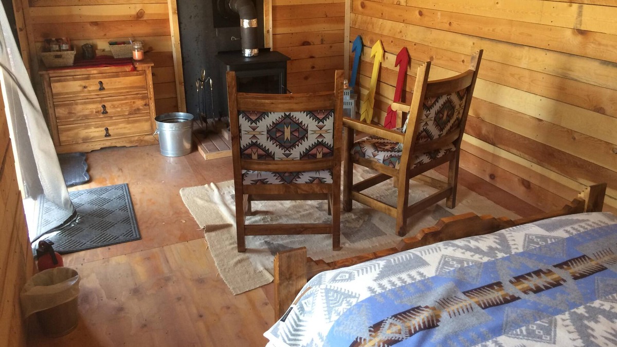 Page Cabin | Shash Dine' EcoRetreat