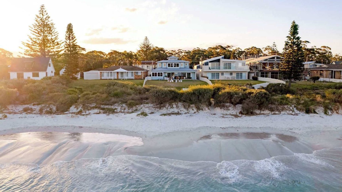 Callala Beach House | 'Shearwater' - Jervis Bay Beach Front