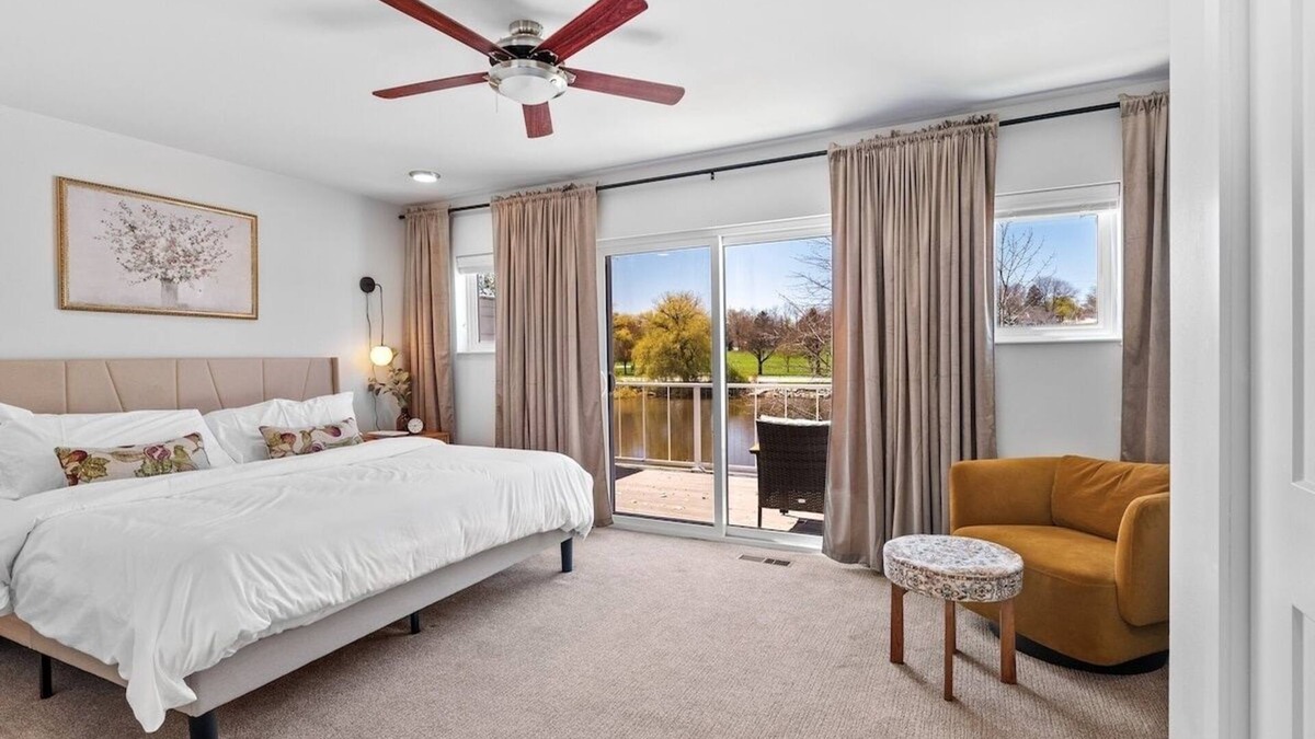 Sheboygan House | Sheboygan Riverside Condo